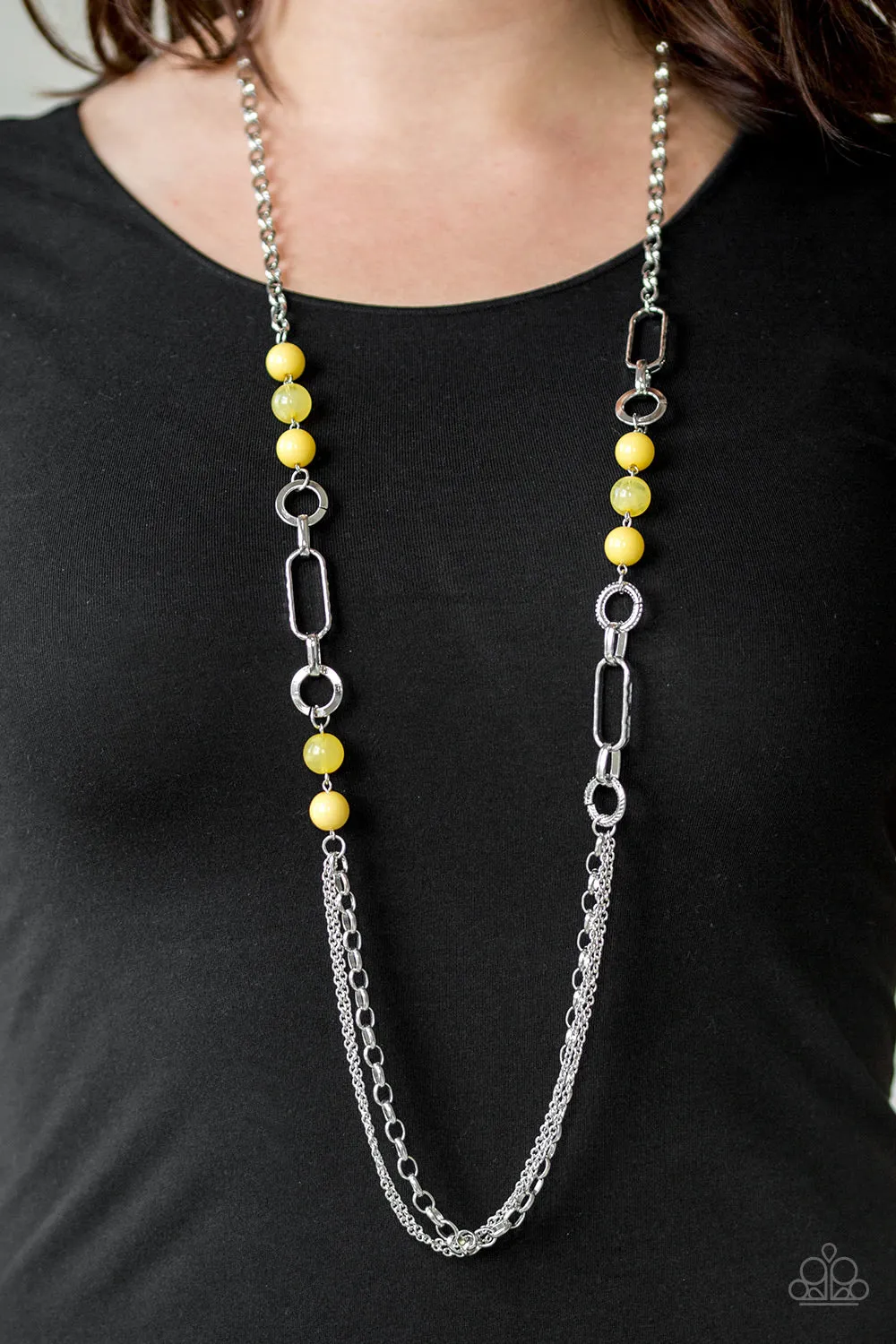 CACHE Me Out - Yellow Necklace