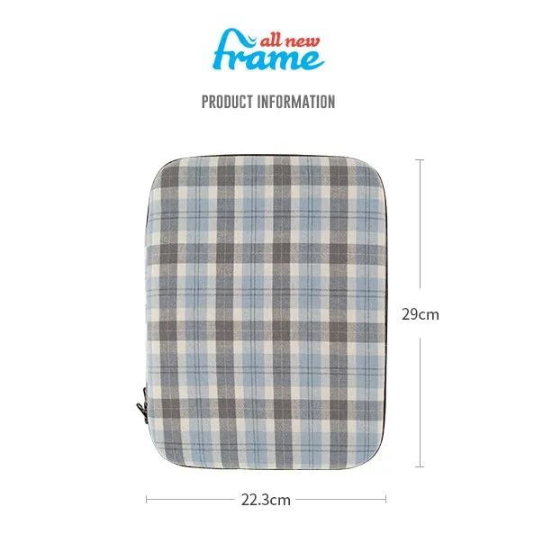 Casual Checkered Plaids Pattern iPad Laptop Sleeves Cases Pouches Protective Covers Purses Handbags Square Cushion Designer School Collage Office Lightweight