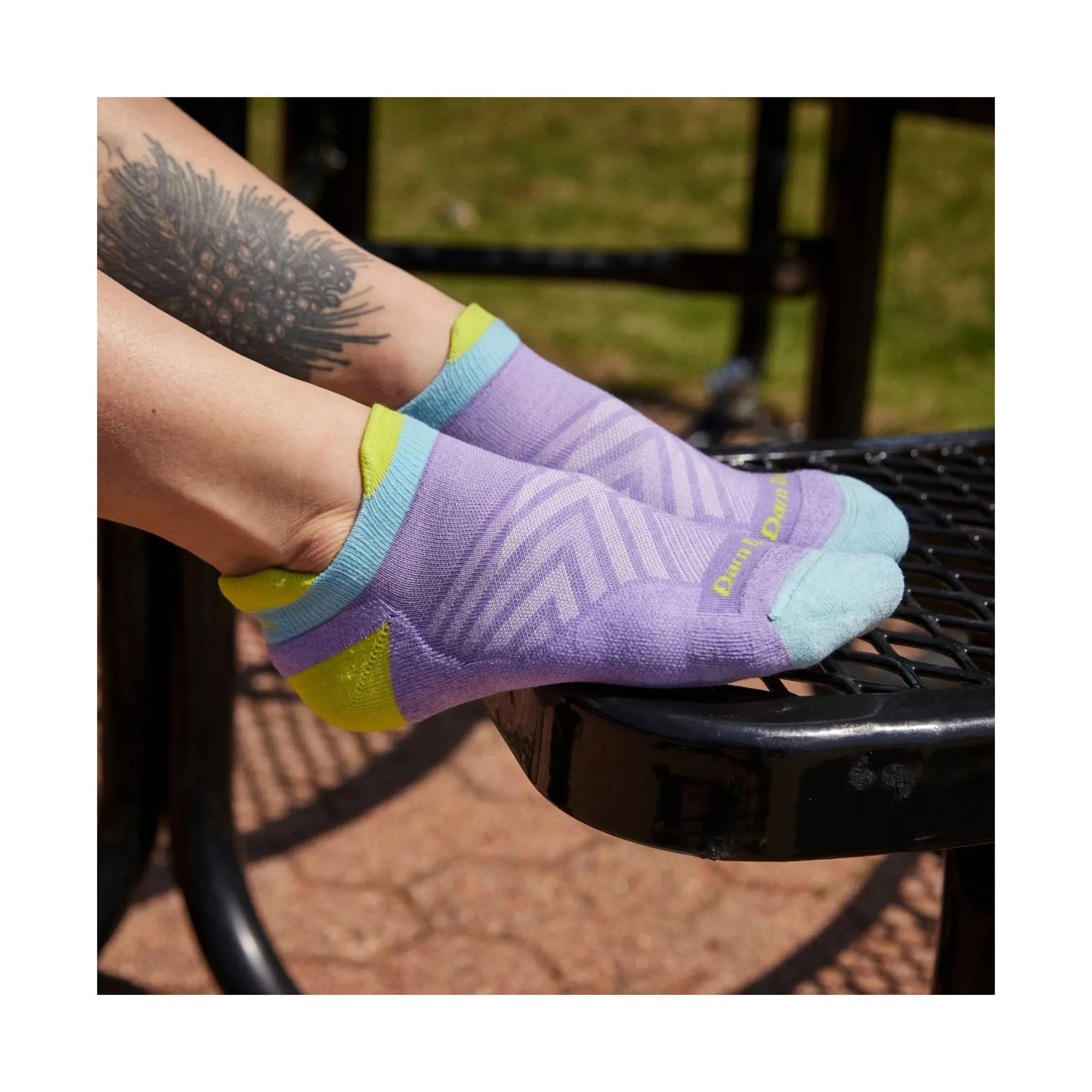 Darn Tough Vermont Women's Run No Show Tab Ultra Lightweight Sock - Lavender