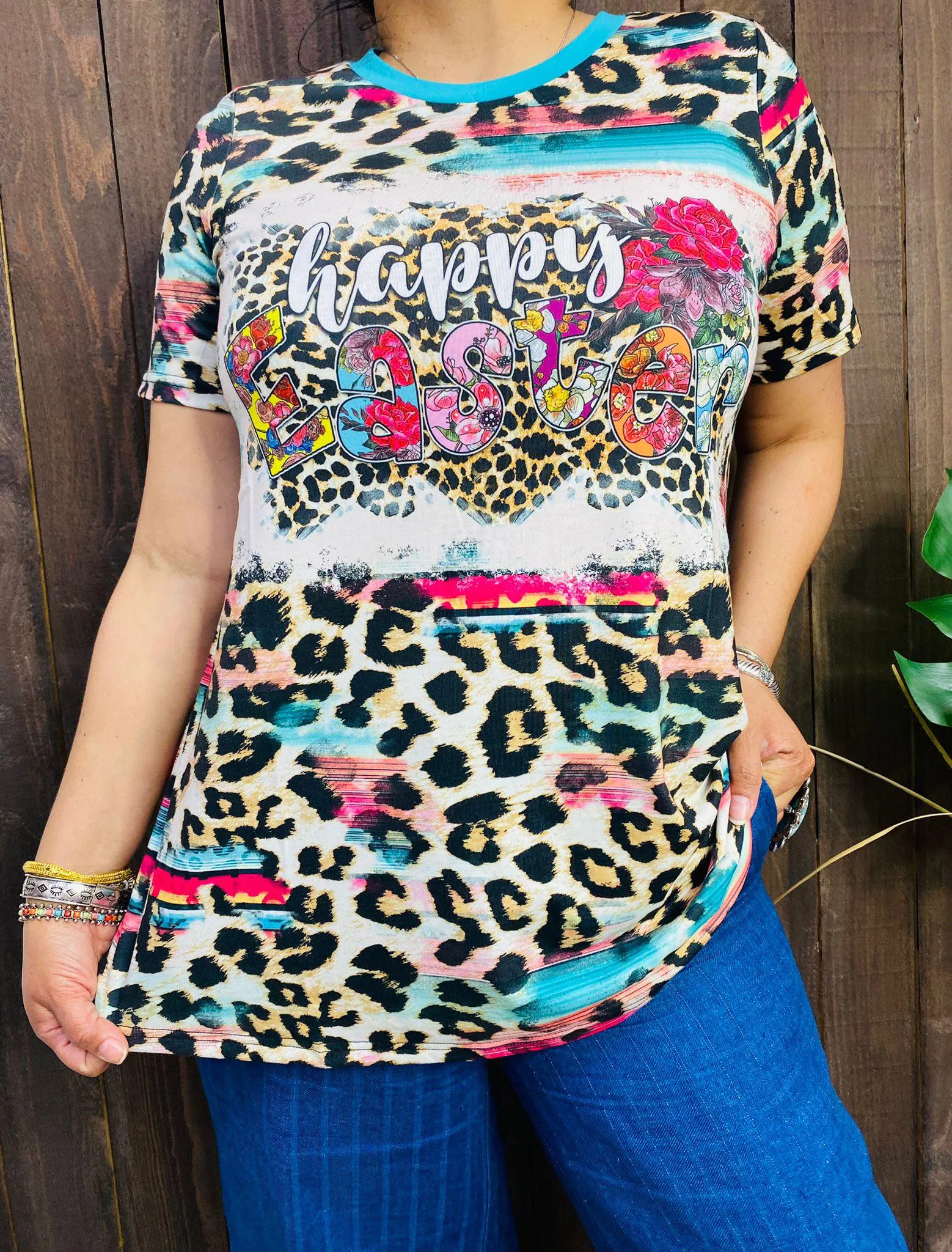 HAPPY EASTER Leopard graphic tee