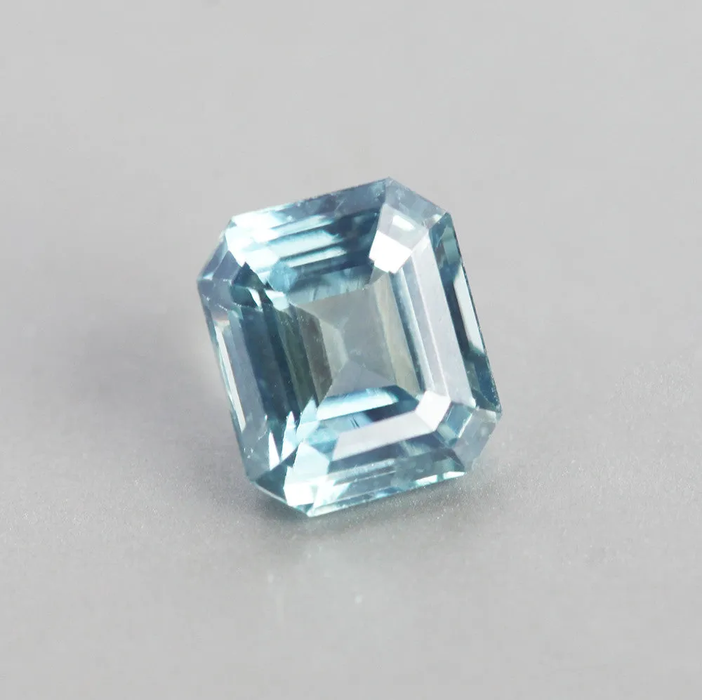 Loose 1.86 Ct Octagon Green Sapphire