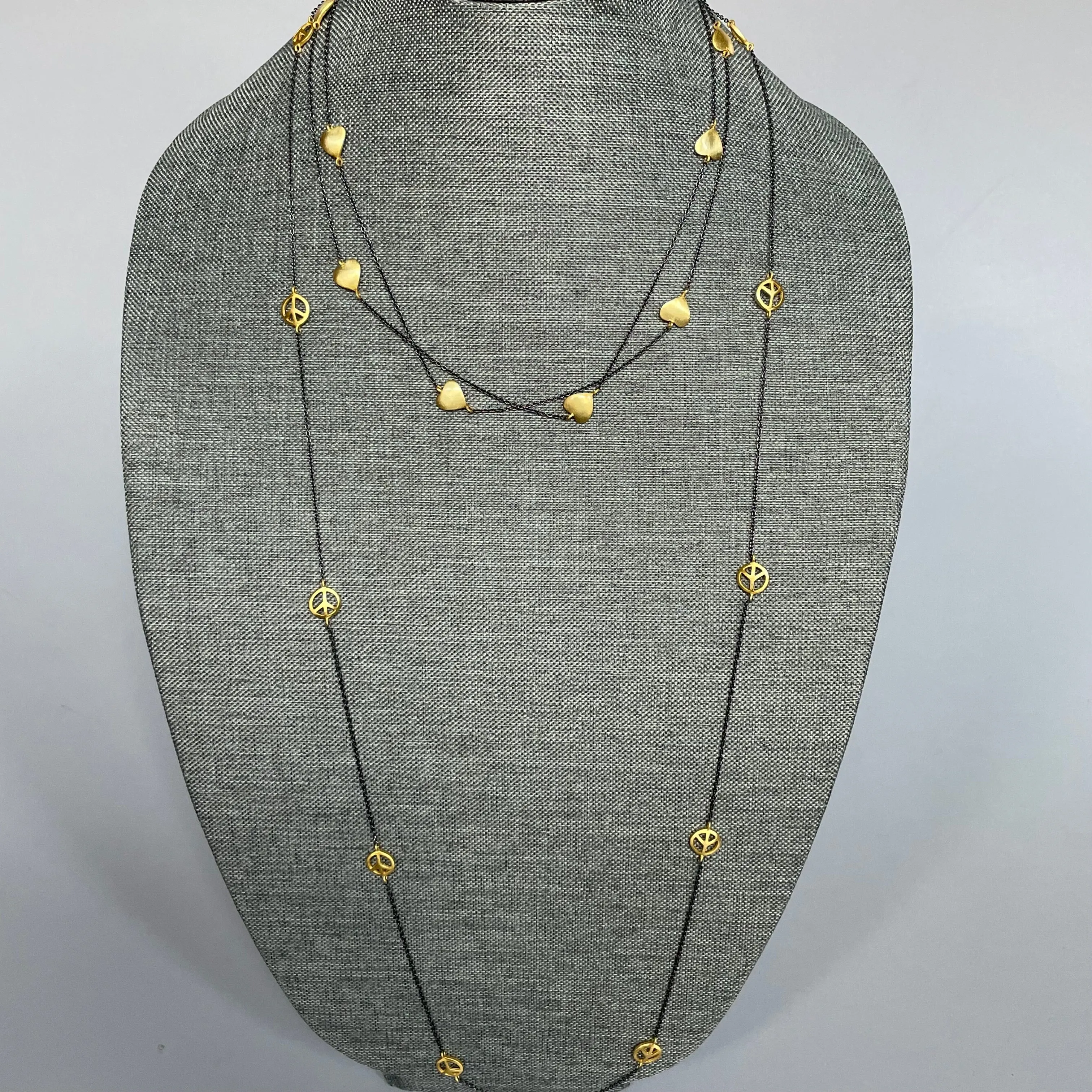 Merak Necklace in Gold