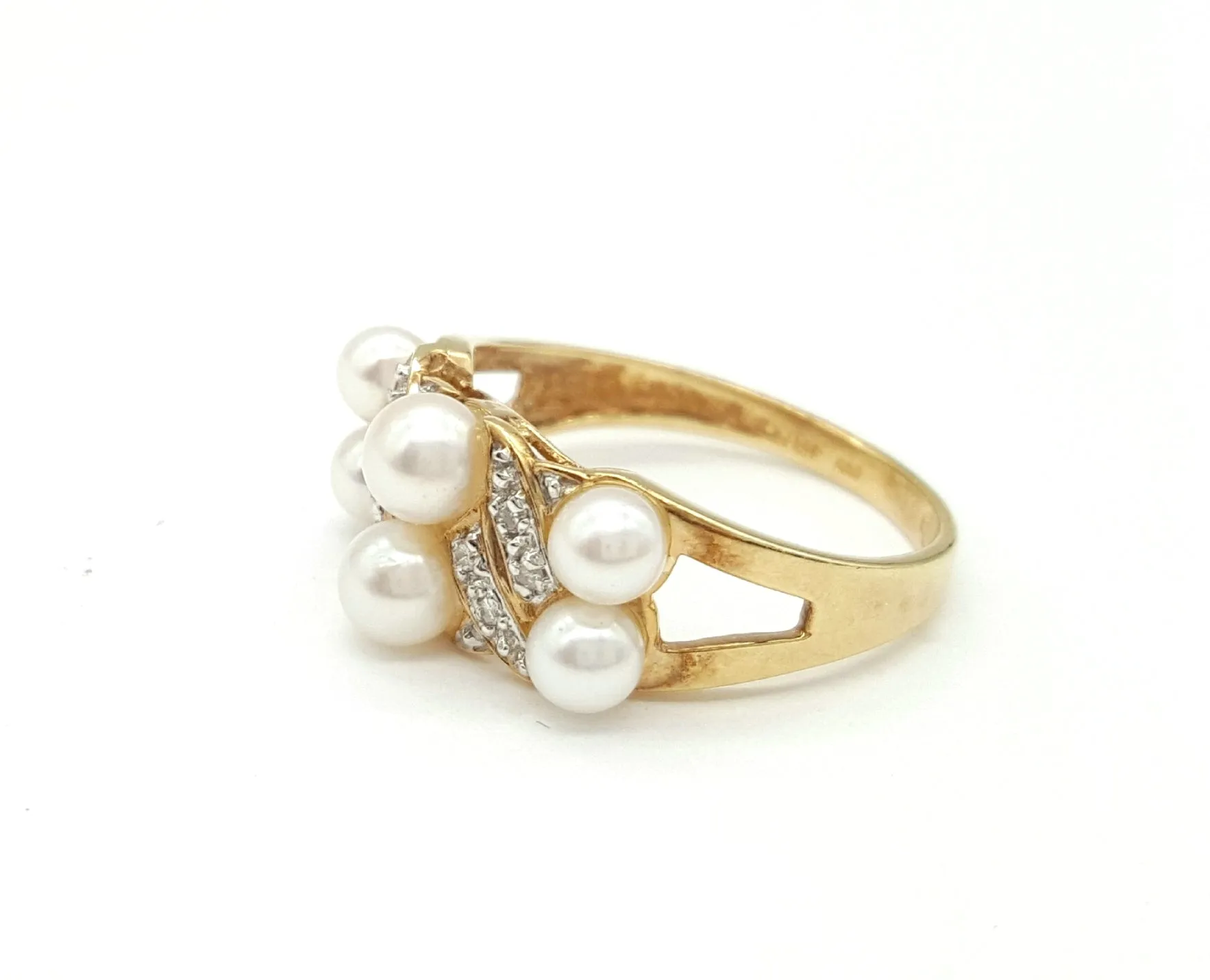 New Pearl Ring