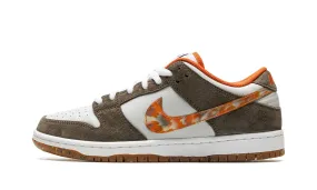 NIKE SB DUNK LOW CRUSHED D.C