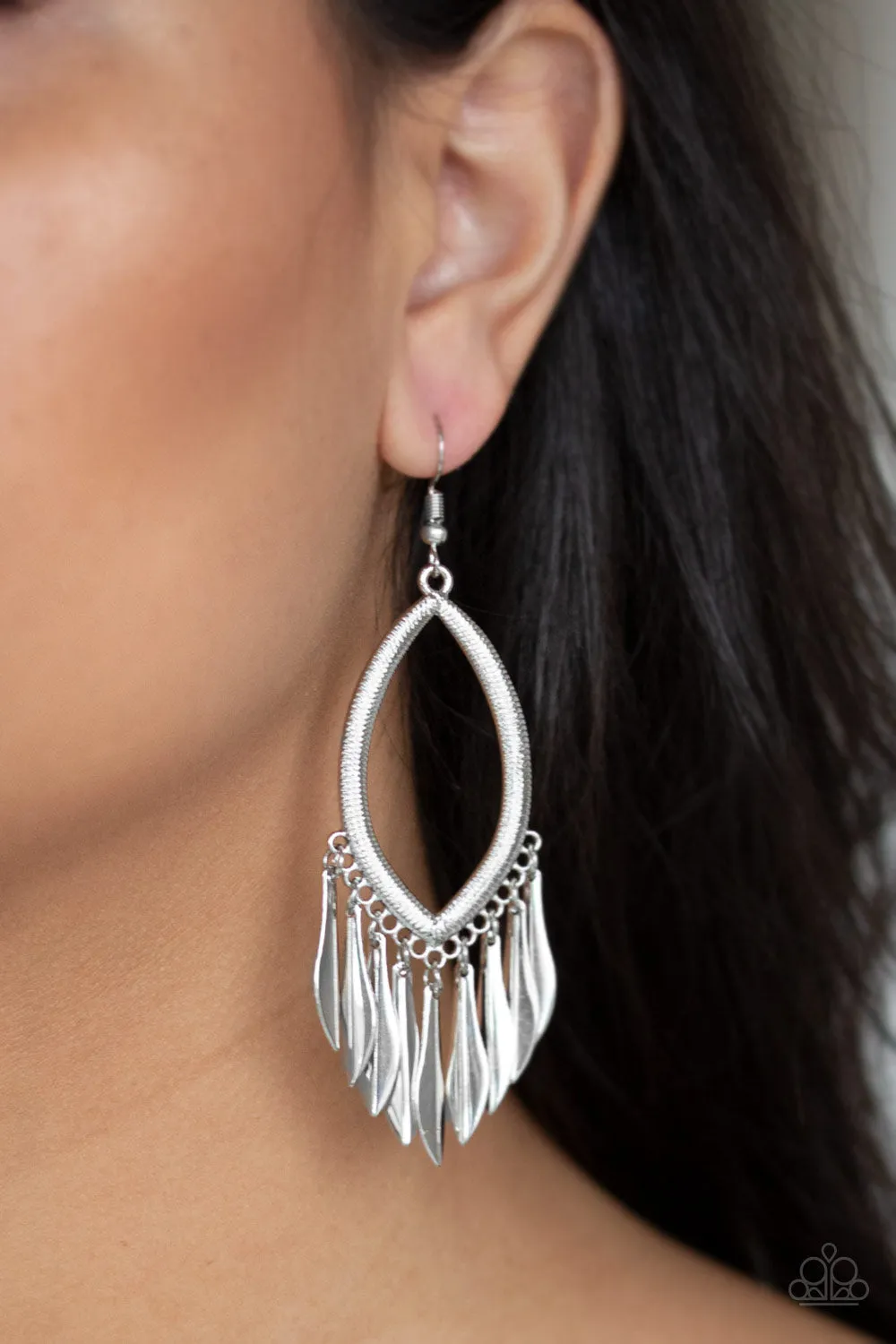 Paparazzi Accessories  - My FLAIR Lady #L51 - Silver Earring