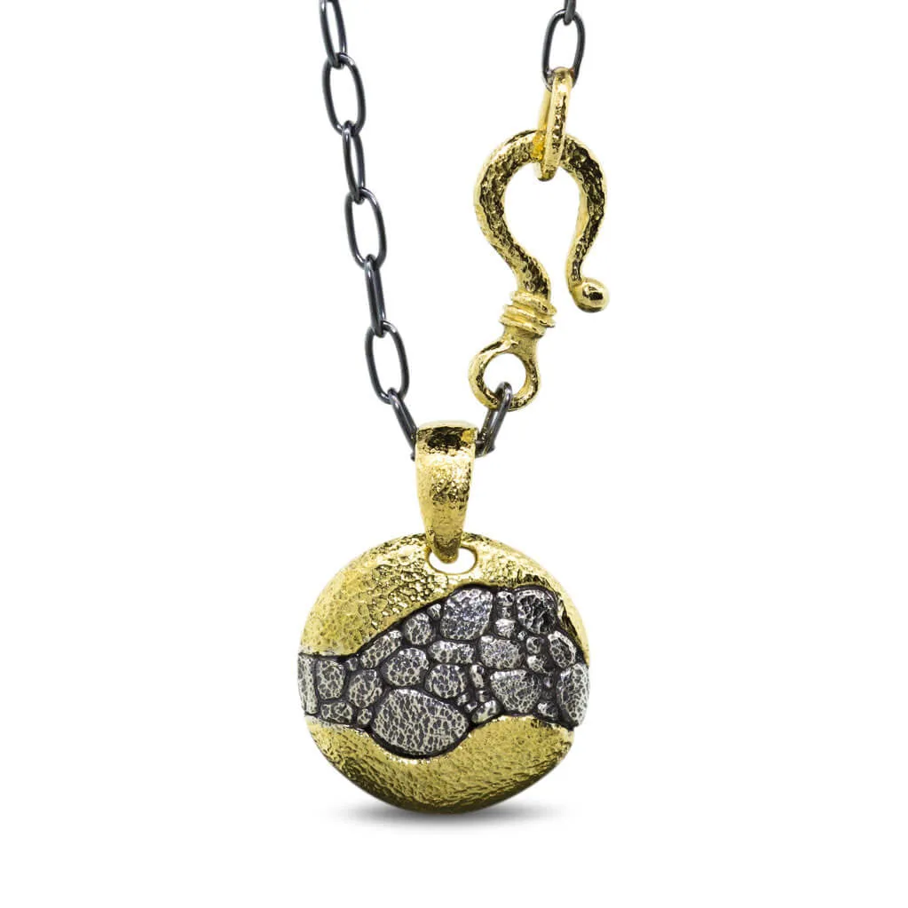 Riverbed Pendant