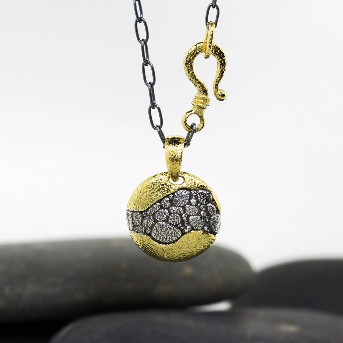 Riverbed Pendant