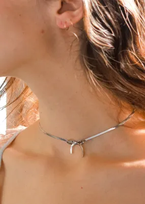 Snake Chain Bow Choker