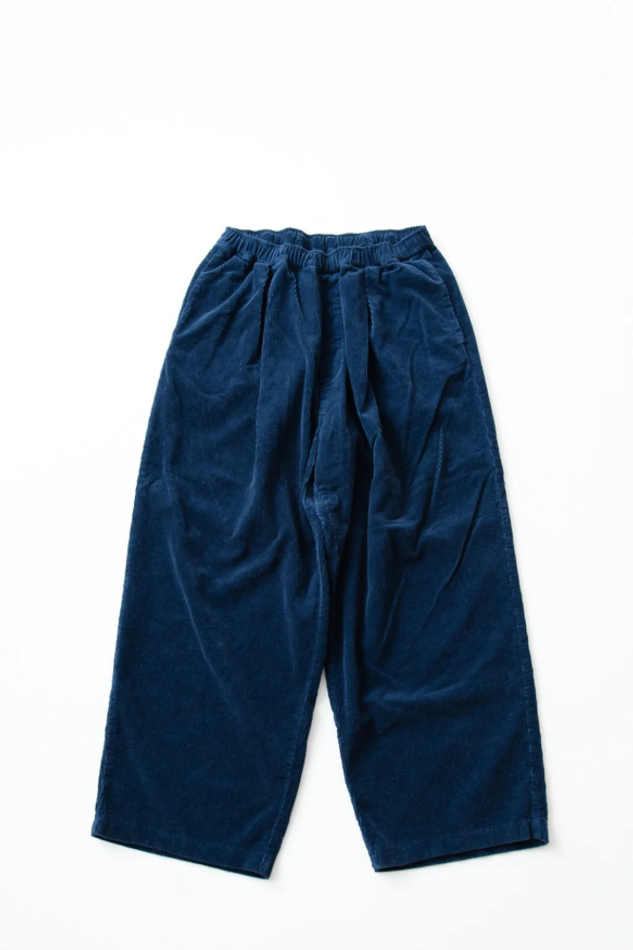 Veritecoeur - Corduroy Tuck Pants