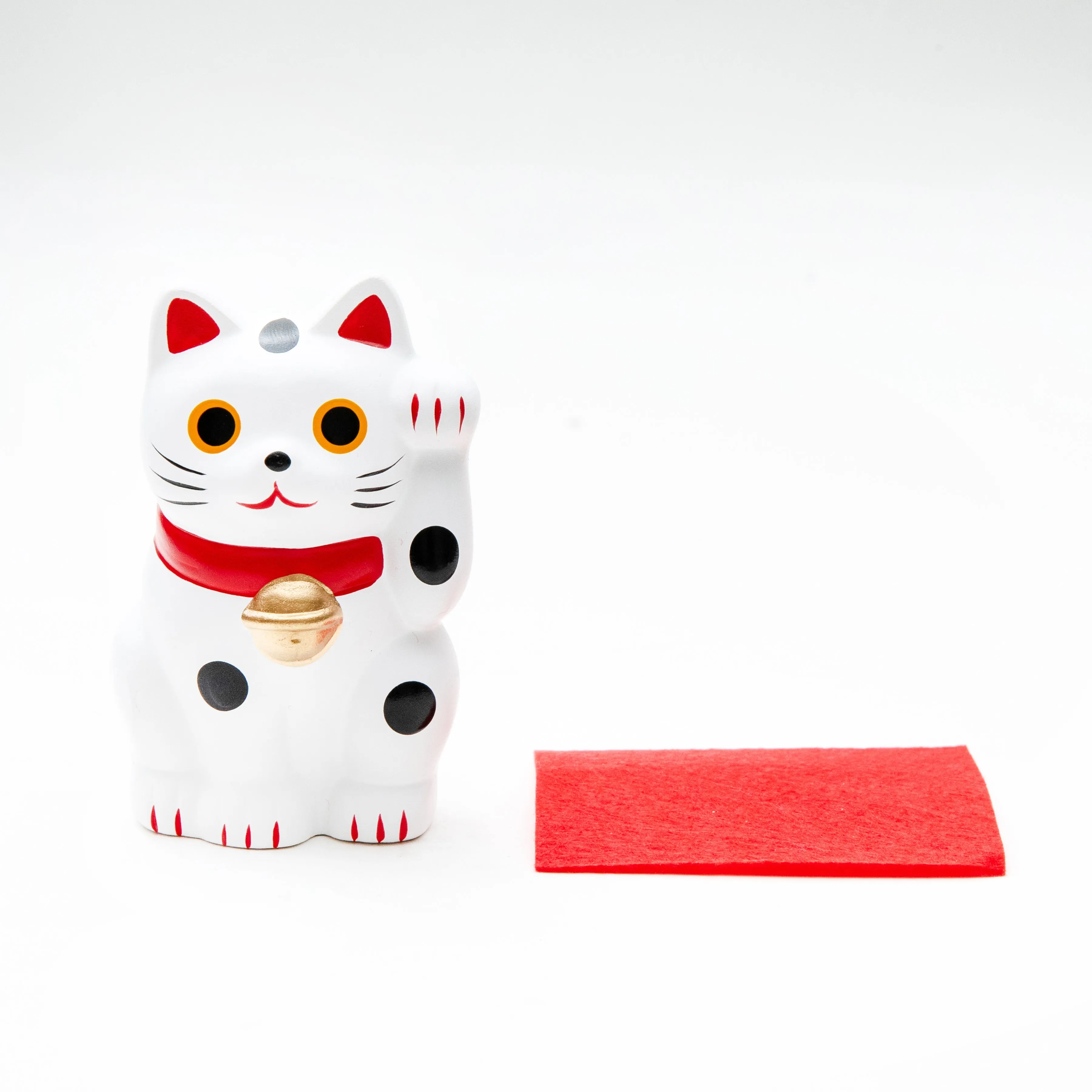 Yakushigama Ceramic Beckoning Cat L